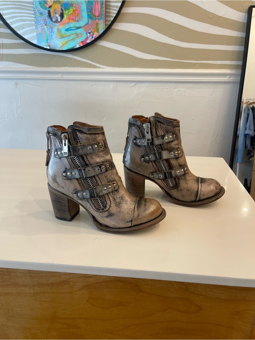 Free Bird Beckett Pewter Distressed Metallic Buckle Ankle Boots size 9